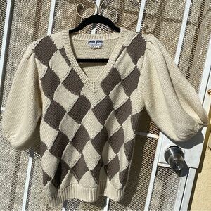 Women's Argyle Sweater - Cream and Grey